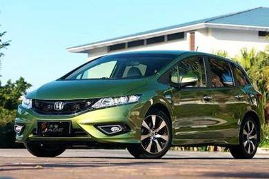 新概念轎車JADE（杰德）給您講訴倒車那點事兒！